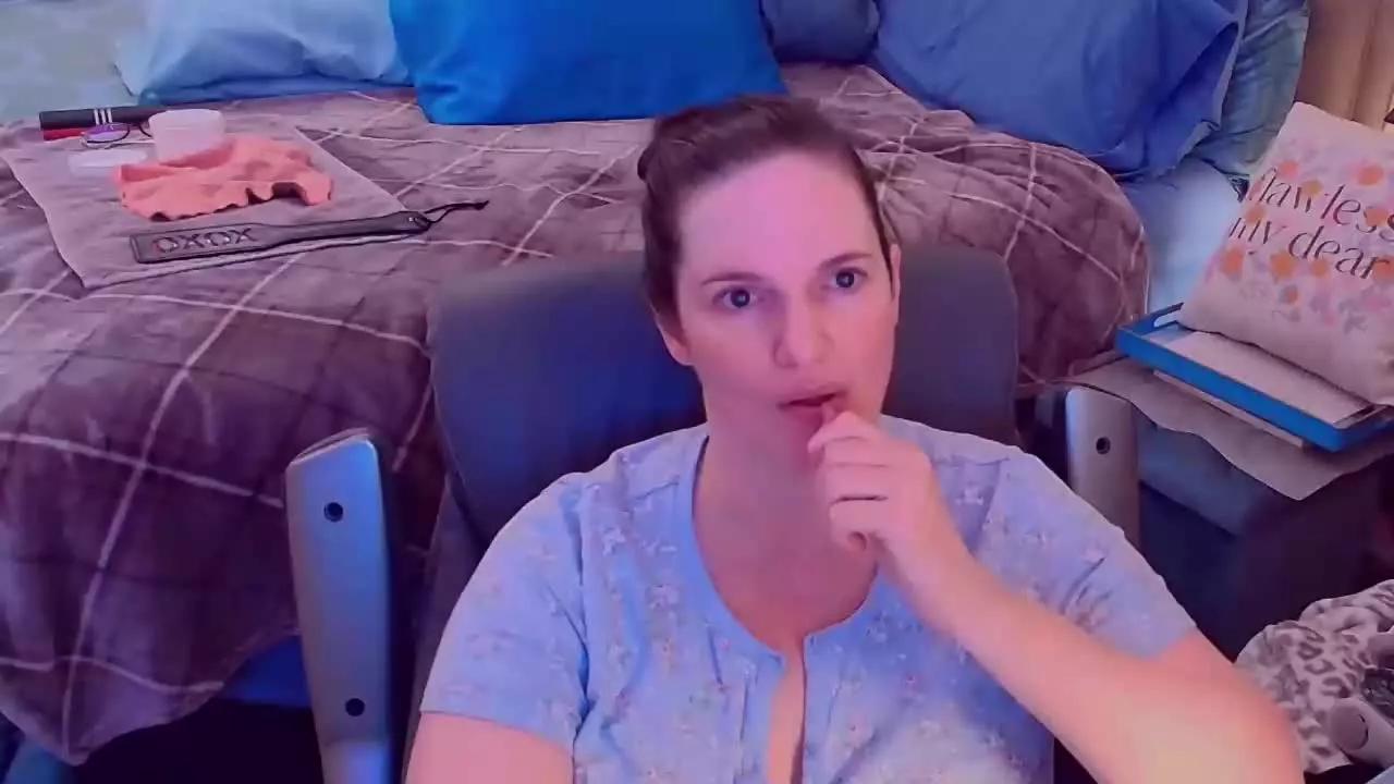 NinaJ from Streamray