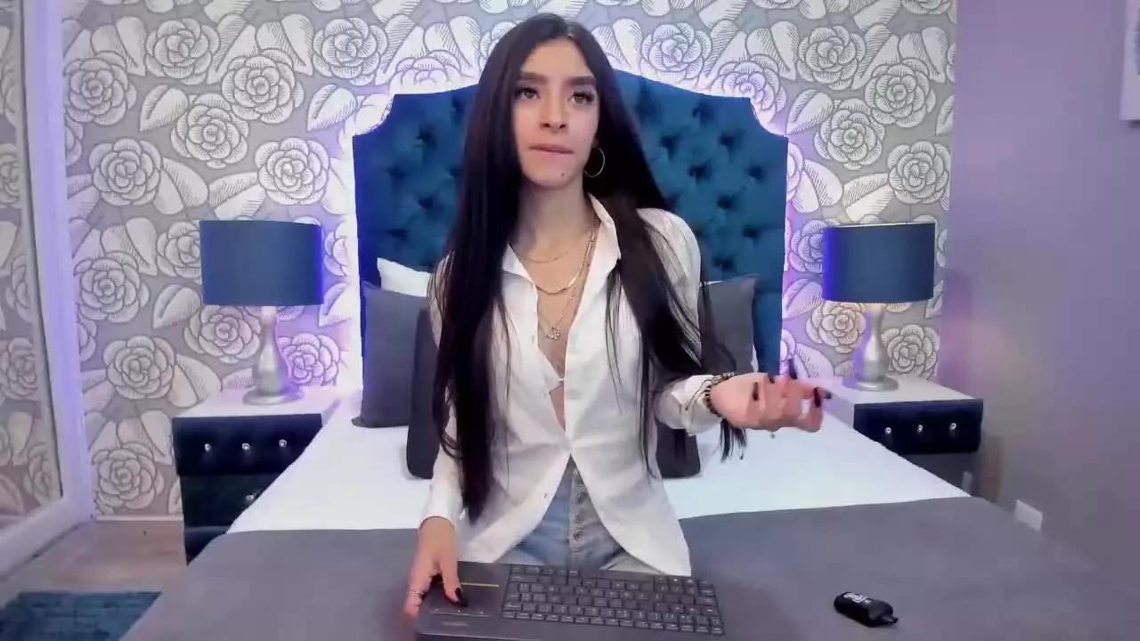 SaraClarker from Streamray