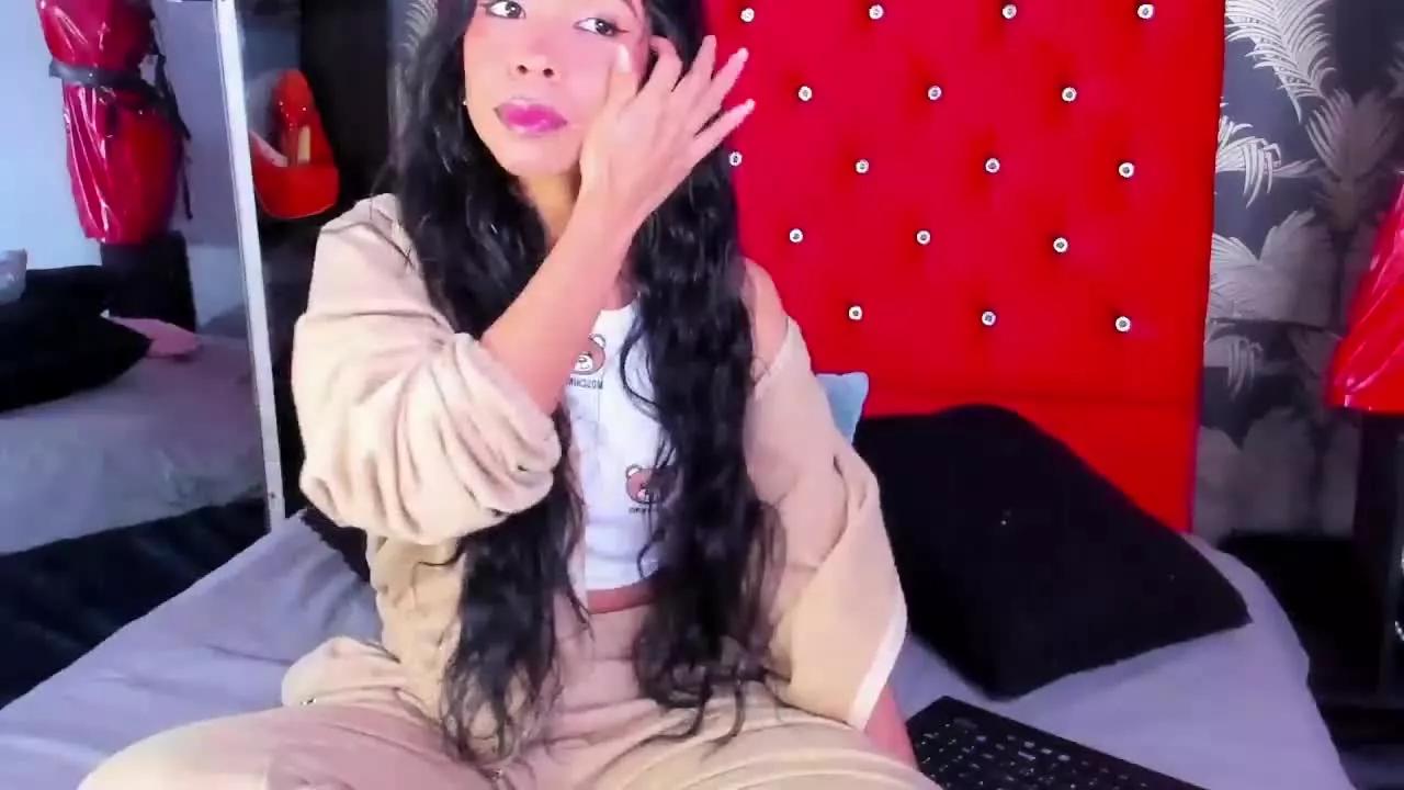 SelenaHot from Streamray