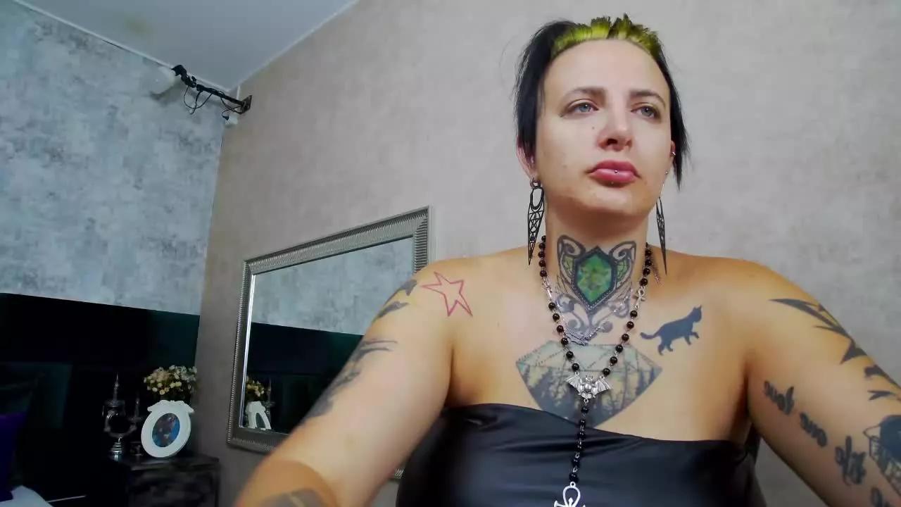 SelenasJones from Streamray