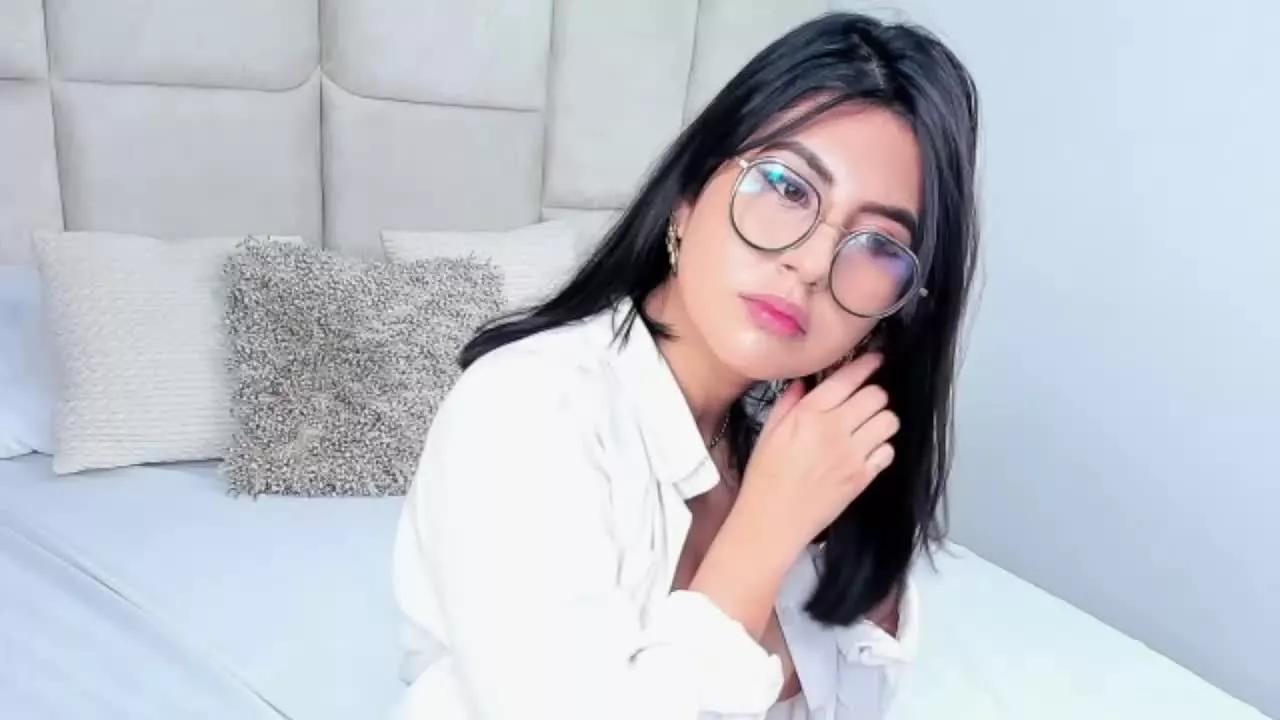 Silvy_Jones webcams show profile image 