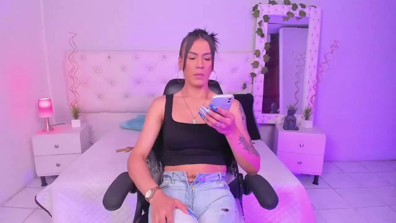 Slut_ximenaTS webcams show profile image 