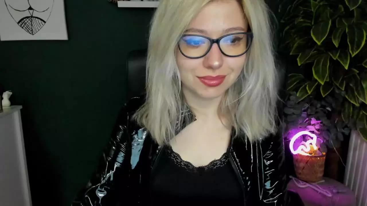 tasty_Heidi from Streamray