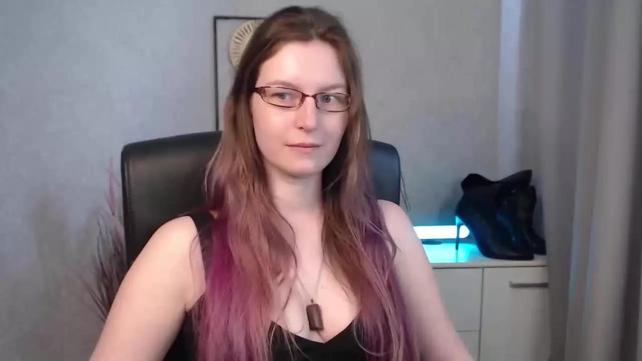 tastyEmma from Streamray