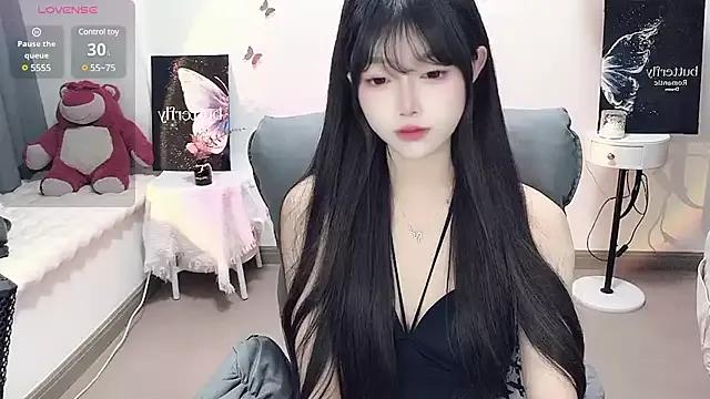 -EEBABY from StripChat