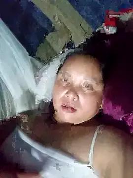 -Kitty-92 from StripChat is Freechat