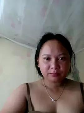 -Kitty-92 from StripChat is Freechat