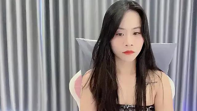 -rosiie- webcams show profile image 