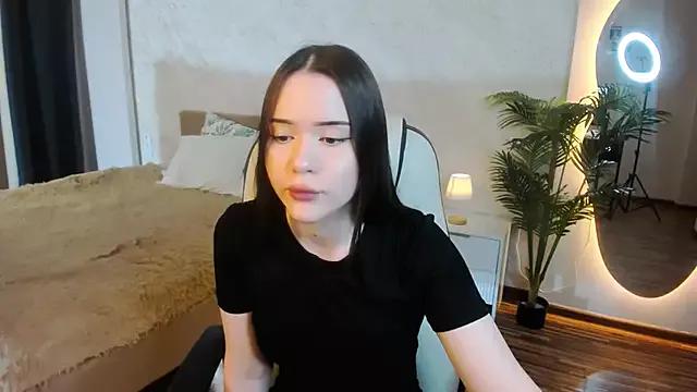 Explore our live girls sluts from our Custom and Multi clubs and checkout exclusive access to highly interactive content, such as shape, hair, titties, pussy type and many more.