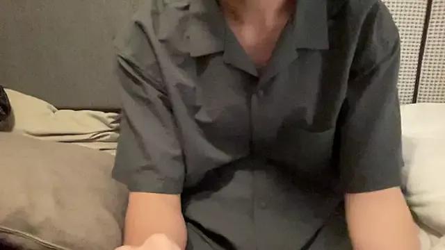 16hornydog from StripChat is Freechat