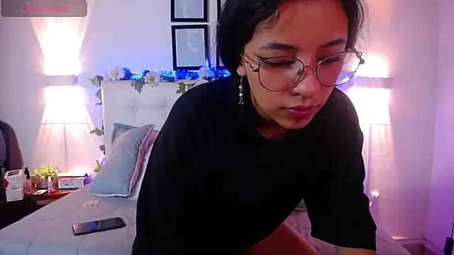 4nndree from StripChat