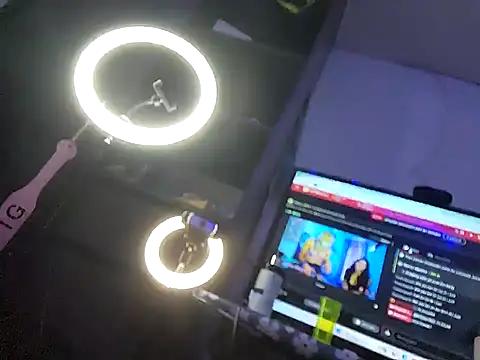 911Calling from StripChat