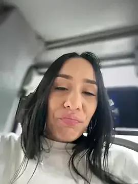 __IRIS__ from StripChat is Freechat