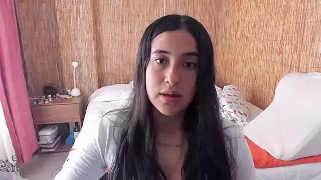 __leaa from StripChat