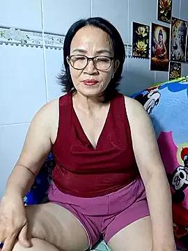 __Mihmih__ from StripChat