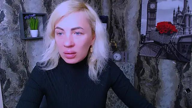 _AmandaGold_ from StripChat