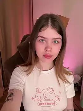 Explore our live girls sluts from our Custom and Multi clubs and checkout exclusive access to highly interactive content, such as shape, hair, titties, pussy type and many more.