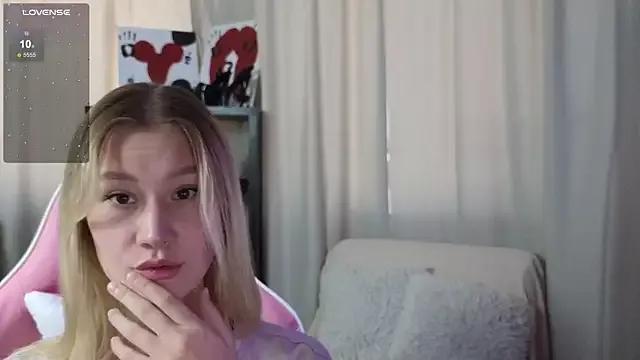 _Anna_Nolan_ from StripChat