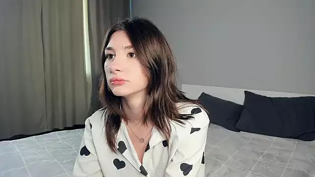 Explore our live girls sluts from our Custom and Multi clubs and checkout exclusive access to highly interactive content, such as shape, hair, titties, pussy type and many more.
