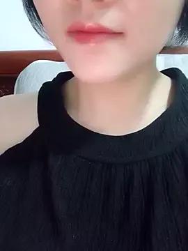_Attractivegirl33 from StripChat