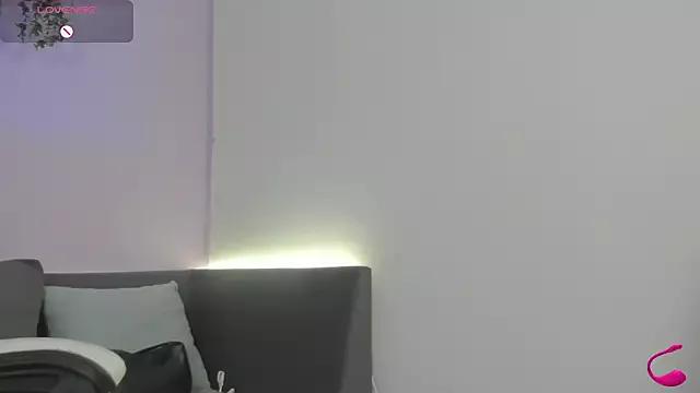 _CELESTE_MOORE from StripChat is Freechat