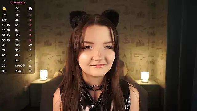 Explore our live girls sluts from our Custom and Multi clubs and checkout exclusive access to highly interactive content, such as shape, hair, titties, pussy type and many more.