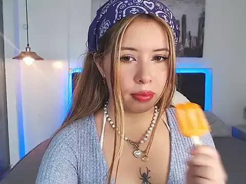 Explore our live girls sluts from our Custom and Multi clubs and checkout exclusive access to highly interactive content, such as shape, hair, titties, pussy type and many more.