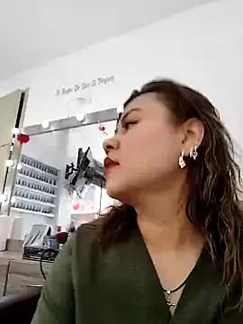 _Emily-1 webcams show profile image 