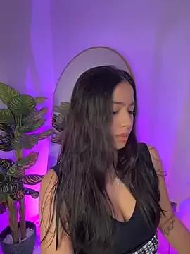 _Emily_Thompson_ from StripChat is Freechat