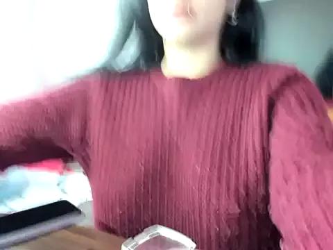 Explore our live girls sluts from our Custom and Multi clubs and checkout exclusive access to highly interactive content, such as shape, hair, titties, pussy type and many more.