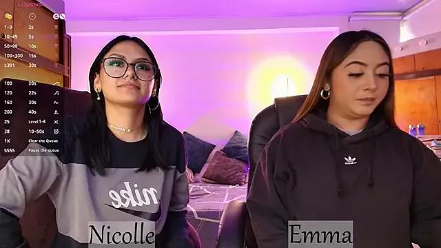 _Emma11 from StripChat