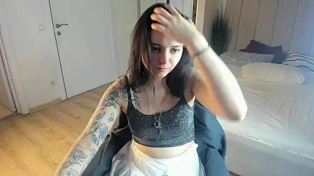 _EVA_GREEN from StripChat is Freechat