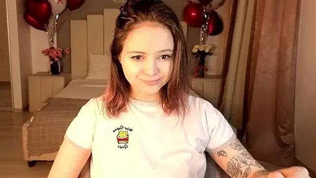 Explore our live girls sluts from our Custom and Multi clubs and checkout exclusive access to highly interactive content, such as shape, hair, titties, pussy type and many more.