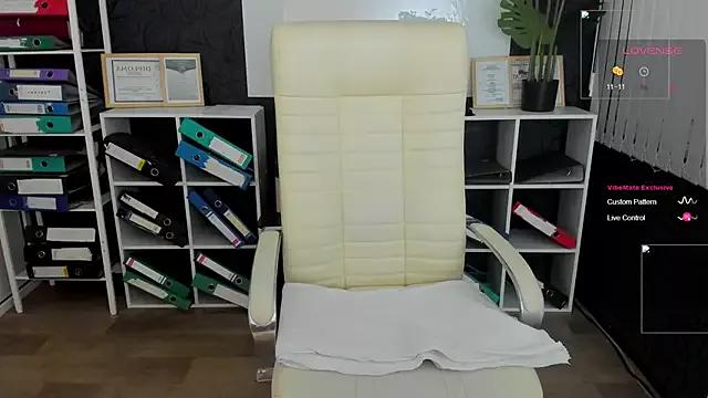 _feel_me_ from StripChat