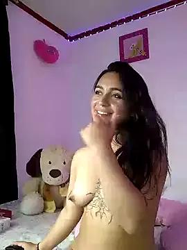 Explore our live girls sluts from our Custom and Multi clubs and checkout exclusive access to highly interactive content, such as shape, hair, titties, pussy type and many more.
