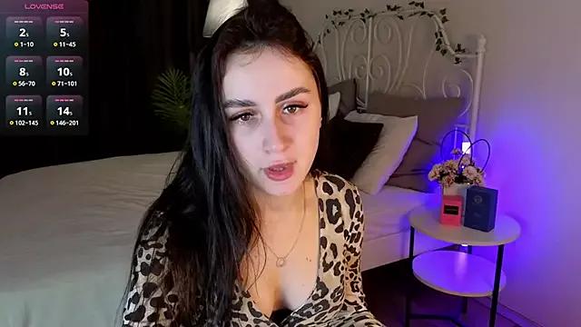 _katherinee_ from StripChat is Freechat