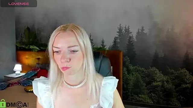 _Keetti_ from StripChat is Freechat