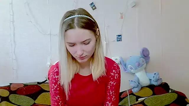 Explore our live girls sluts from our Custom and Multi clubs and checkout exclusive access to highly interactive content, such as shape, hair, titties, pussy type and many more.