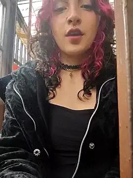 _Laary_Lily from StripChat