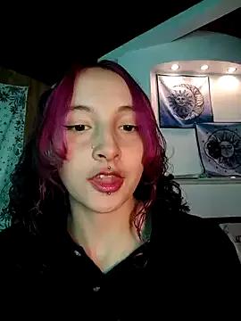 _Laary_Lily from StripChat is Freechat