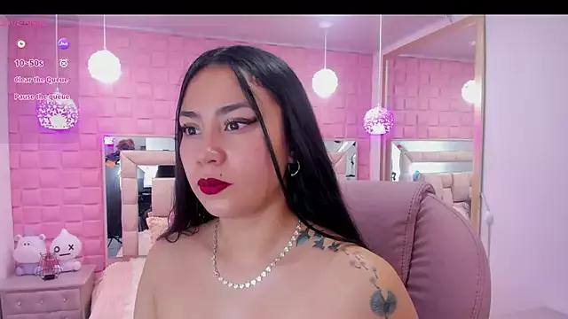 _laaura_ from StripChat