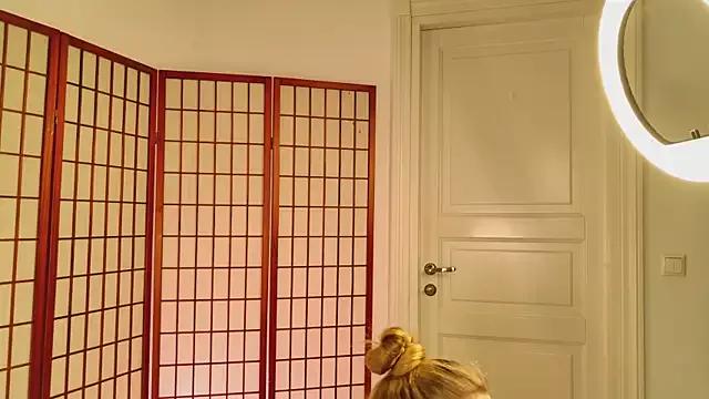 _Legally_Blonde_ webcams show profile image 