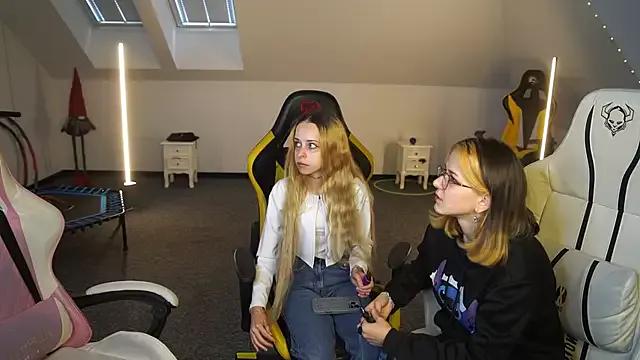 _Lili_054 from StripChat