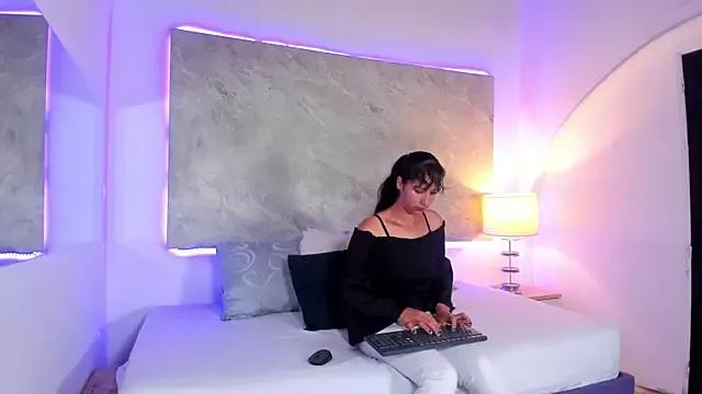 _lupita_jones_ from StripChat is Freechat