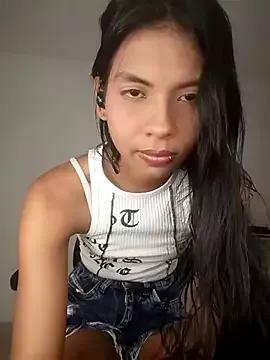 Explore our live girls sluts from our Custom and Multi clubs and checkout exclusive access to highly interactive content, such as shape, hair, titties, pussy type and many more.