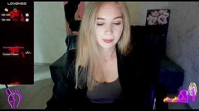 _NigoNika webcams show profile image 