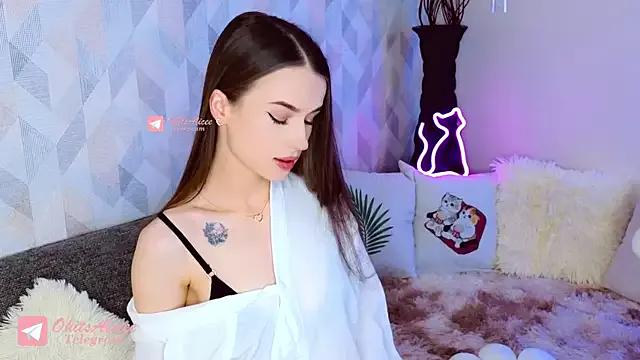 _OhitsMe webcams show profile image 