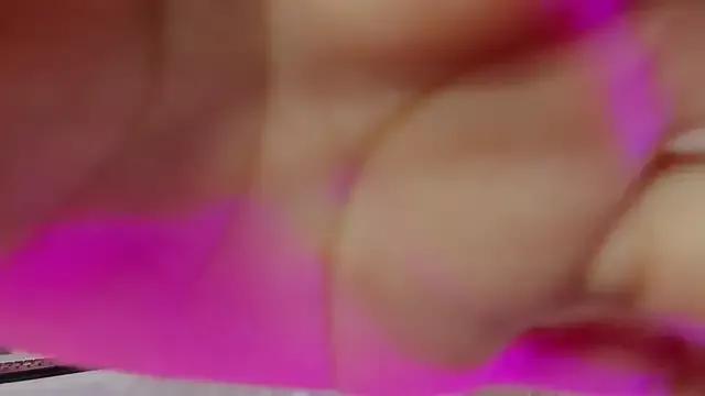 _paula_x from StripChat is Freechat