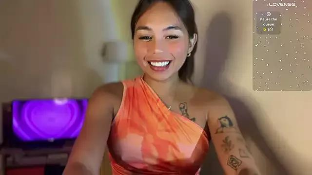 _petitegirlx69_ from StripChat is Freechat