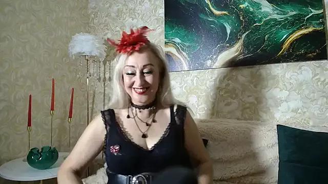 _Sara__Smith_ from StripChat is Freechat